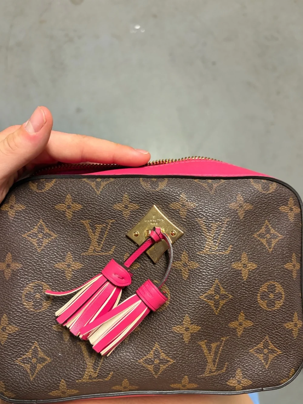 Louis Vuitton Saintonge Monogram Canvas Crossbody Shoulder Bag Pink Tassels